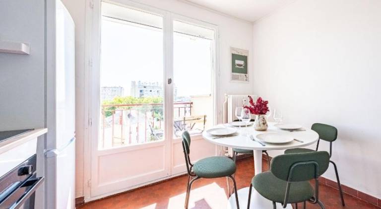 Rental apartment with 3 rooms for 8 persons — photo 2