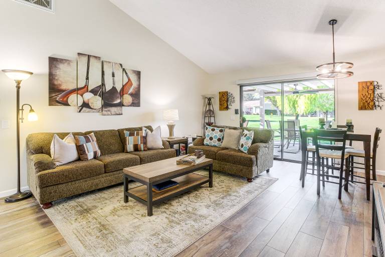 Golf Course On-Site: Peaceful Condo in Palm Desert — photo 4