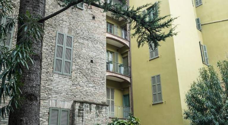 Holiday apartment with terrace in Parma