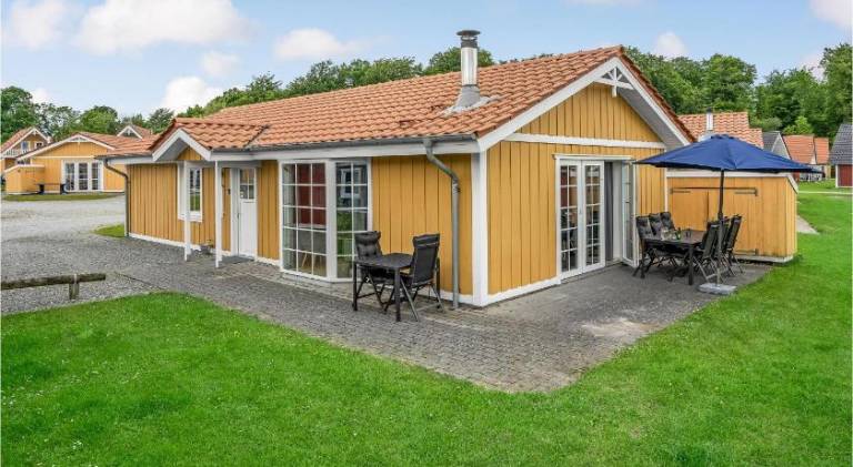 Vacation home with pool & hot tub | Pets allowed in Sønderborg