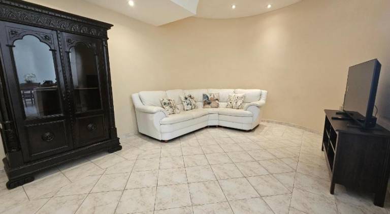 Holiday apartment with 2 rooms for 6 persons — photo 4