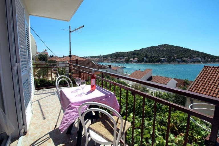 Apartament  Tisno