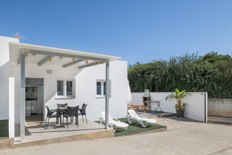 Holiday Home 'Apartamentos La Esencia Del Sur B' with Shared Pool, Wi-Fi and Air Conditioning — photo 2