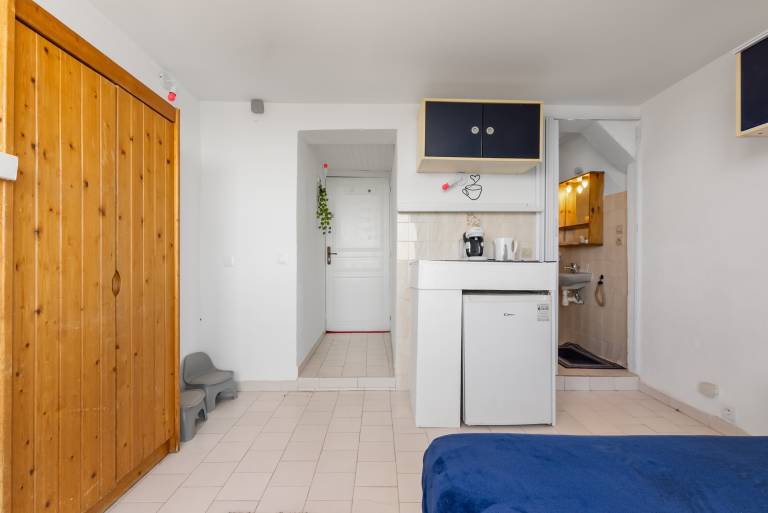 Cabanon "Jeux de boules 3" with Sea View — photo 2