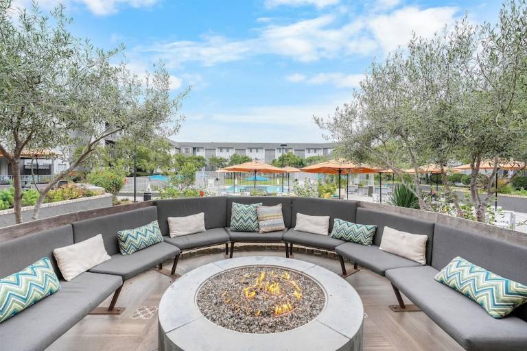 Resort  Del Mar Heights