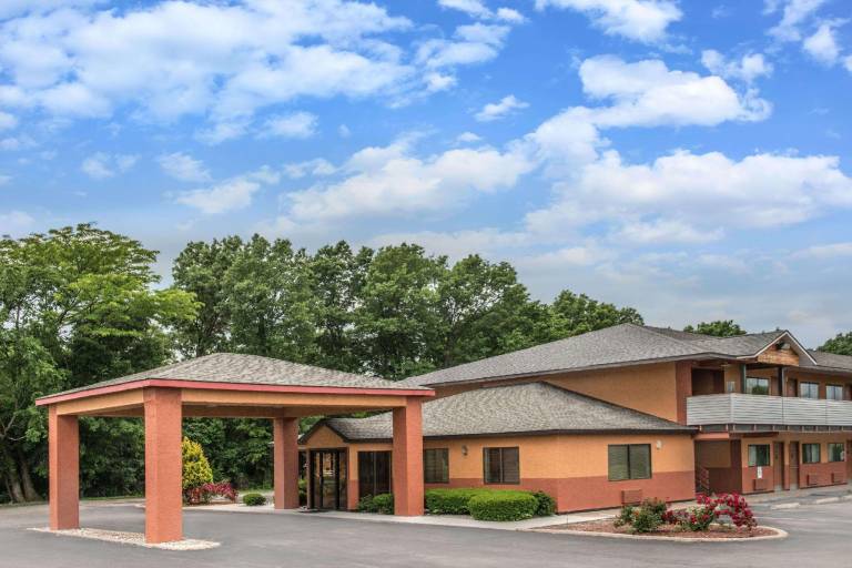Days Inn by Wyndham Kingdom City in Kingdom City, MO