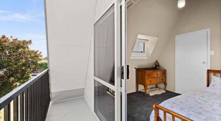 Villa with 5 rooms for 12 persons — photo 5