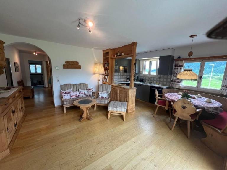 Ferienwohnung mit Hund in Samedan f&uuml;r max. 4 Personen