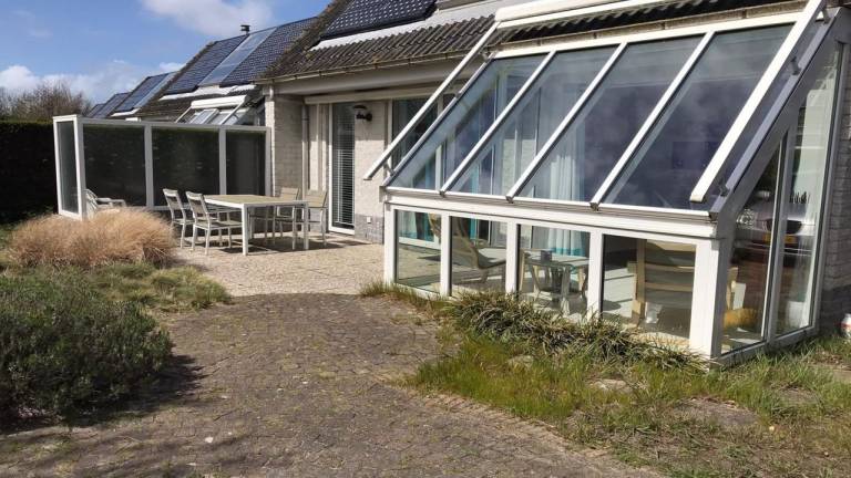 Ferienhaus mit Garten und Terrasse