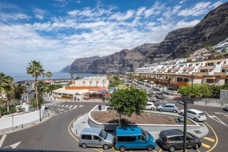Apartment “Casa Tatiana” in Los Gigantes with Sea View, Terrace & Wi-Fi — photo 3
