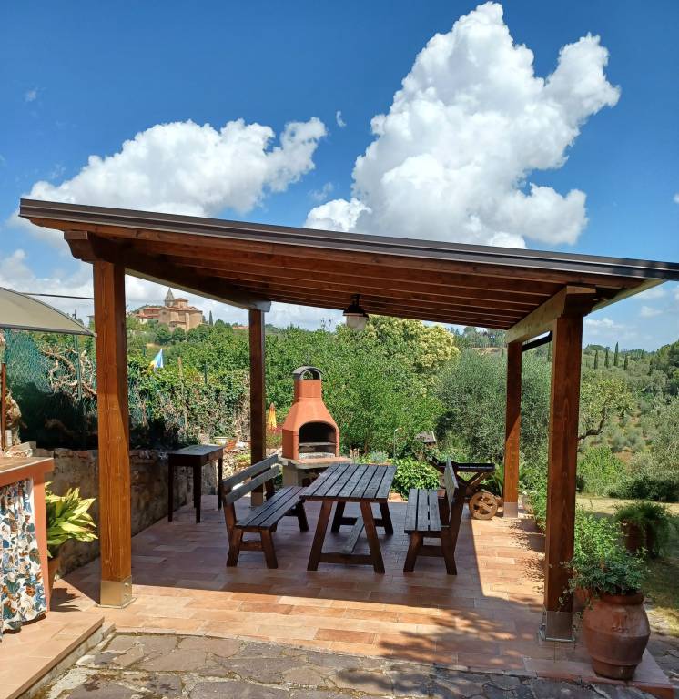 Casa di campagna in Toscana con grande giardino