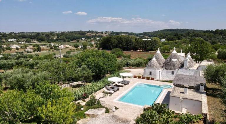 Pleasant villa with jacuzzi & pool | Pets allowed — photo 2