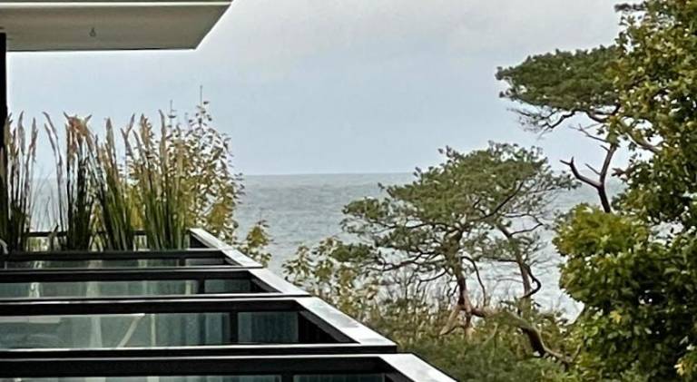 Charming serviced apartment with sauna, pool & hot tub | Next to the beach | Pet-friendly — photo 4