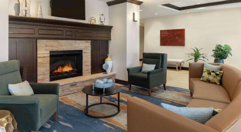 Homewood Suites by Hilton Fort Wayne — photo 2