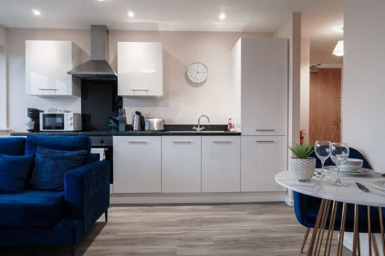 Family-oriented rental apartment | Suitable for remote work | Pets are welcome — photo 4