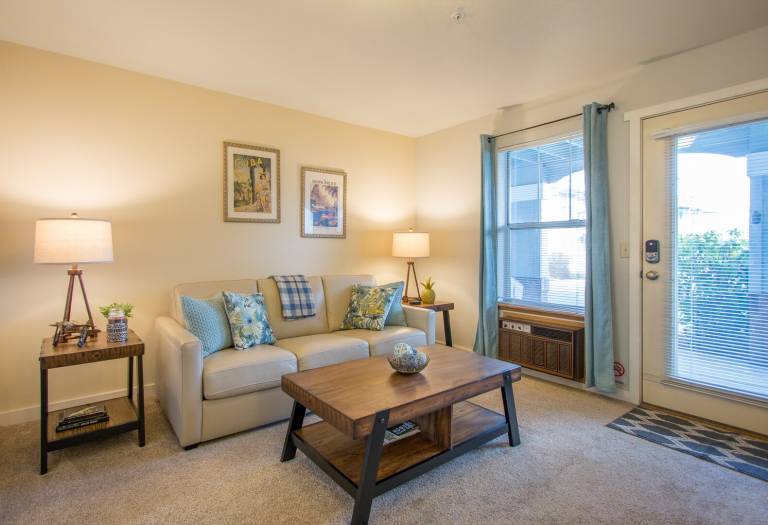 Condo with 1 room for 4 persons in Hood River, OR