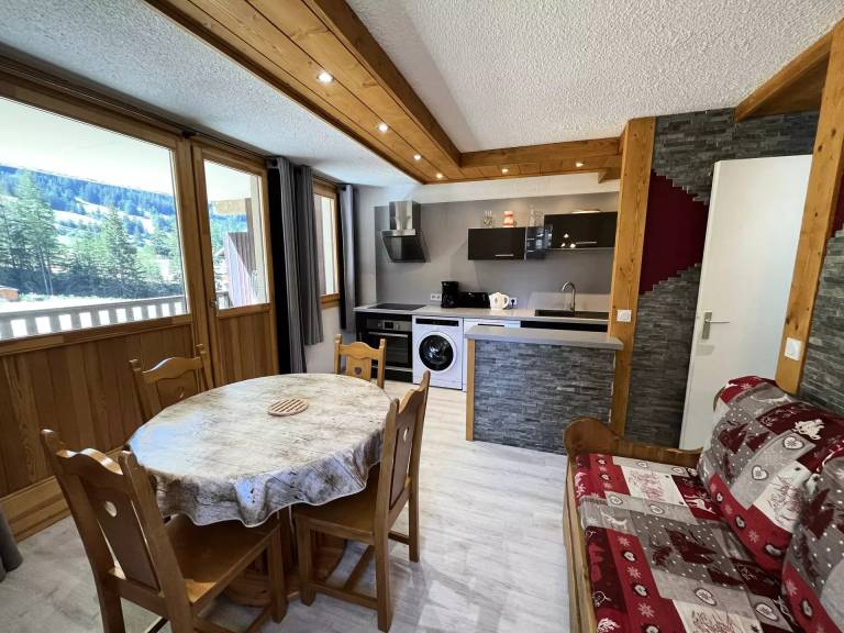 Bouvreuil Residence - BOU142 Nice apartment at the foot of the slopes with large terrace in Val-Cenis