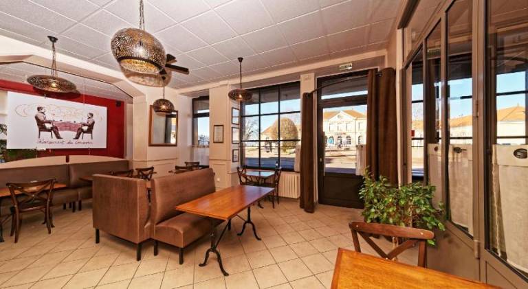 Contact Hotel du Commerce et son restaurant Cote a Cote — photo 2