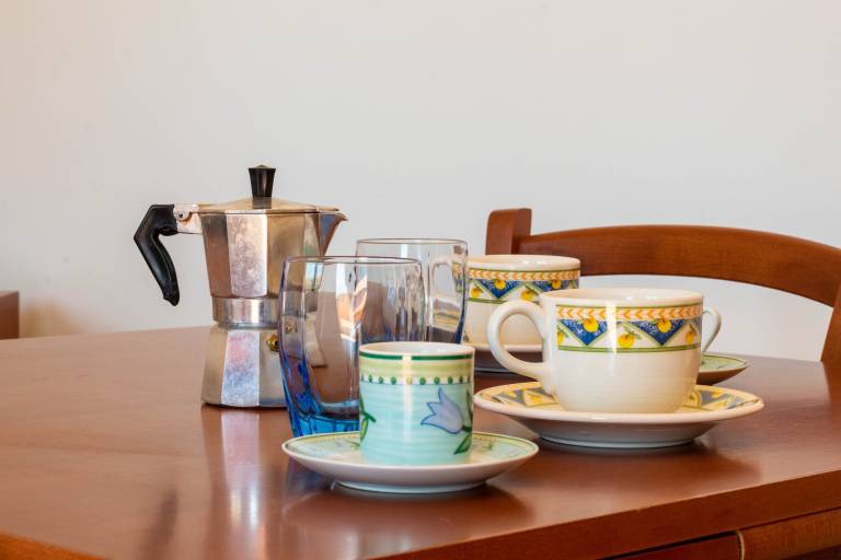 Holiday apartment with terrace | City view — photo 4