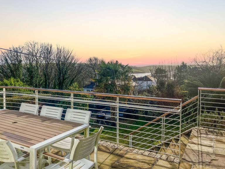 Family-oriented pleasant cottage with grill & garden | Sea view | Pets are welcome — photo 2