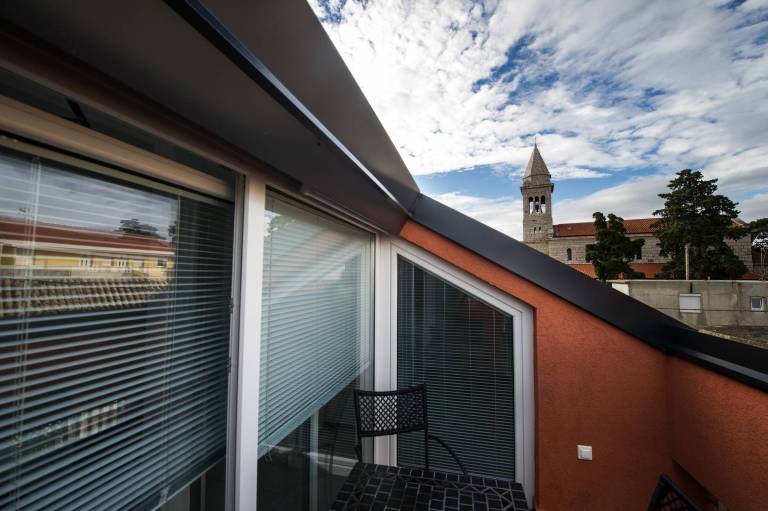Child-friendly pleasant studio with terrace, yard & barbecue | Garden view | Beach nearby | Pets allowed — photo 3