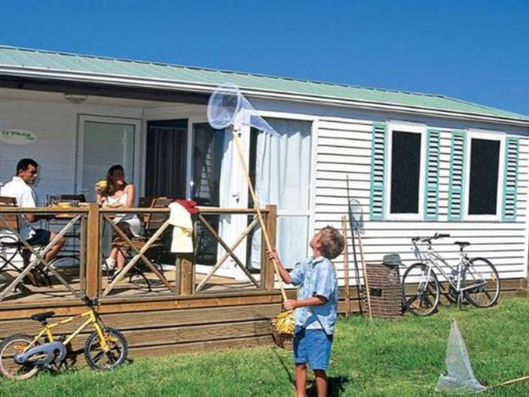 Mobile home with heated pool & terrace — photo 4