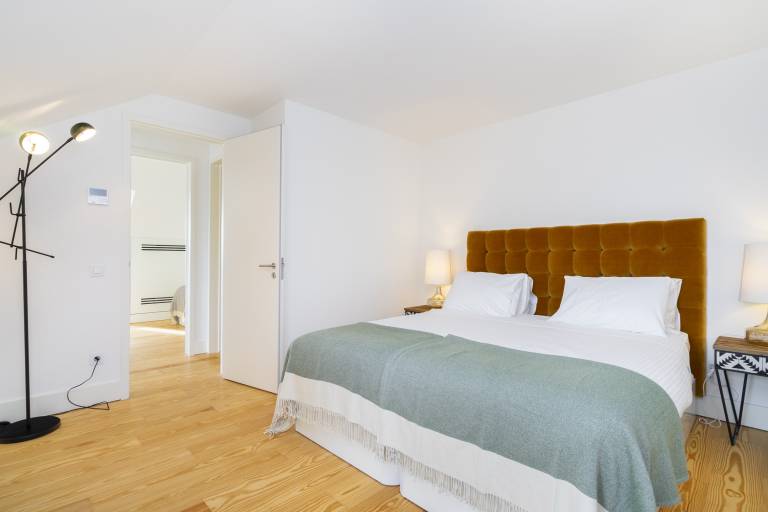 Holiday apartment with terrace | Close to São Jorge Castle | Suitable for remote work — photo 3
