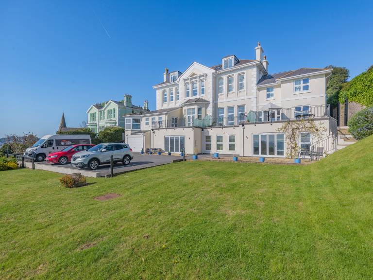 Child-friendly cottage with garden | Beach view | Dogs allowed in Paignton