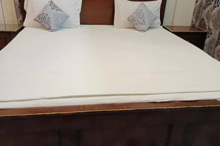 Al Madina Guest House