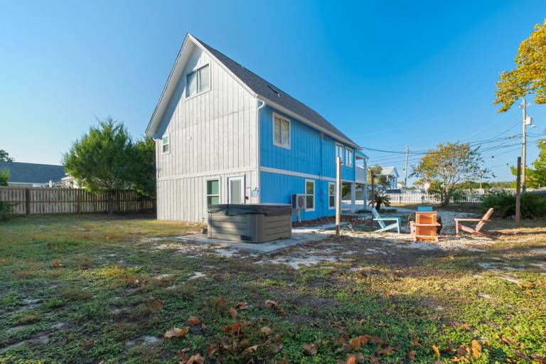 Family-oriented vacation home with patio, garden & barbeque | Pets are welcome — photo 3