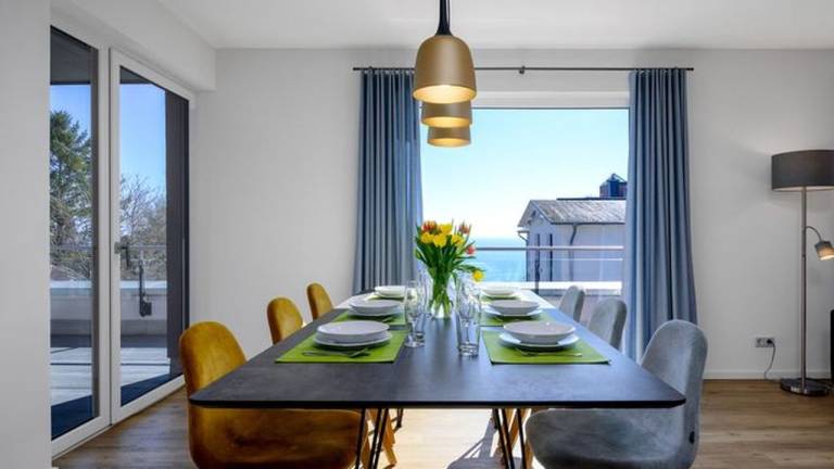 Kinderfreundliche Wohnung mit Terrasse | Seeblick