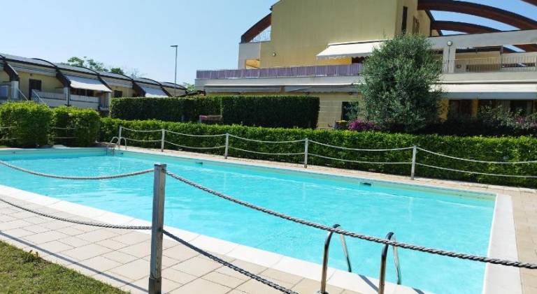 Apartment with pool | Pets are welcome in Camerano