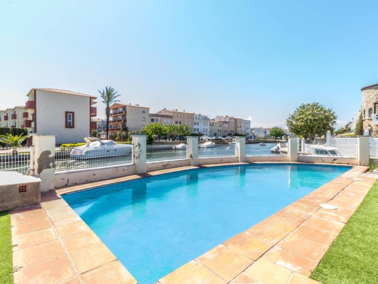 Villa with private pool, terrace & garden | Sea view — photo 2