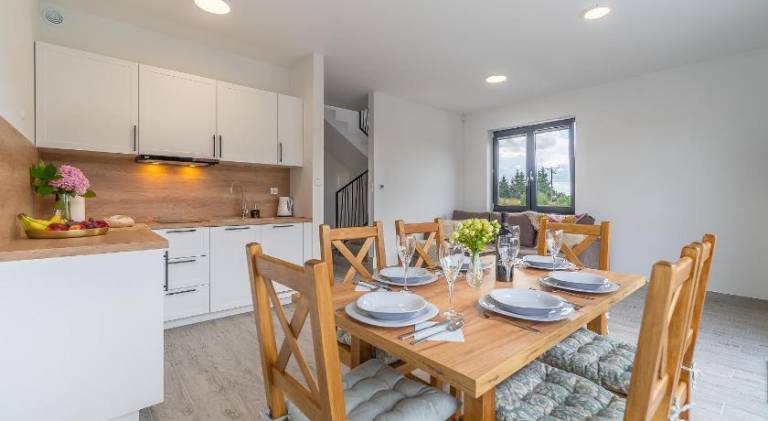 Apartment with 2 rooms for 6 persons — photo 3
