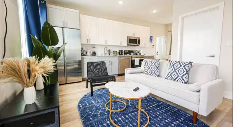 Apartment | Perfect for remote work in Philadelphia, PA