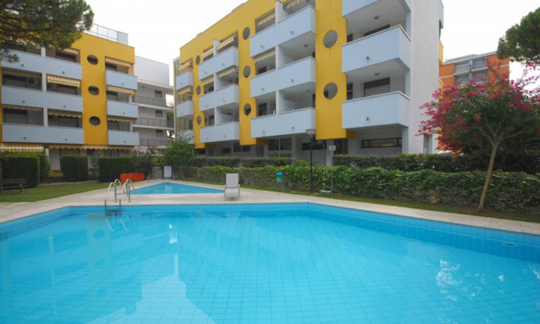 Apartment with pool in Udine