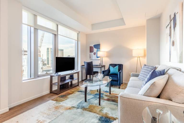 Rental apartment with pool in Boston, MA