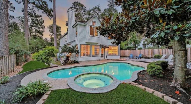 242 m&sup2; Ferienhaus