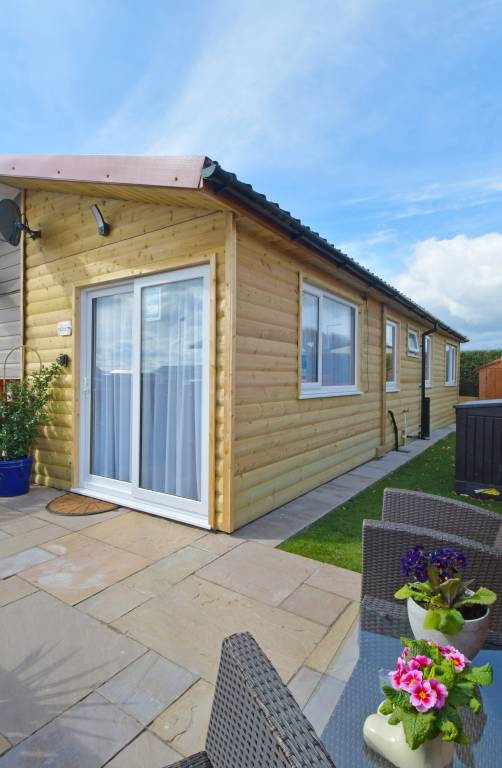 Pet friendly sleeps 3 Chalet Bridlington free elec — photo 3