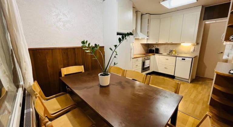 Apartment with 5 rooms for 10 persons — photo 3