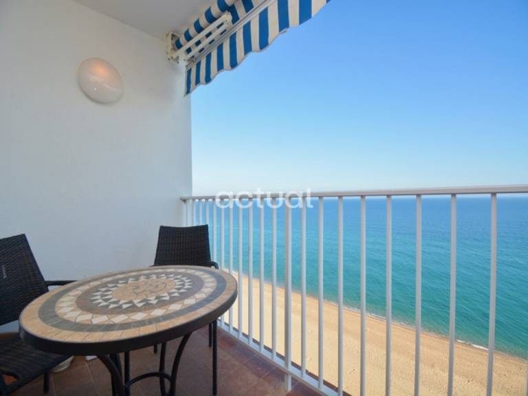 Apartment with 2 rooms for 5 persons — photo 3