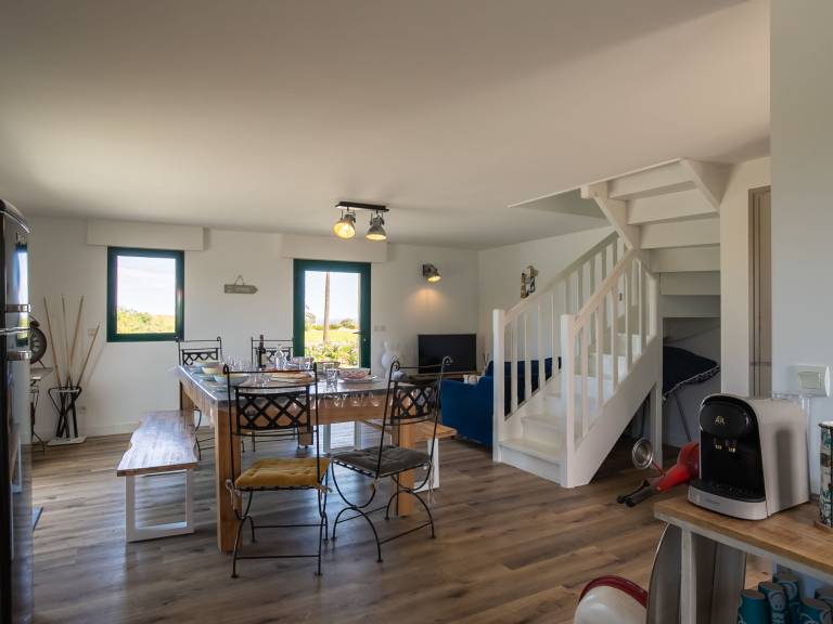 House with barbeque, yard & private pool | Sea view — photo 4