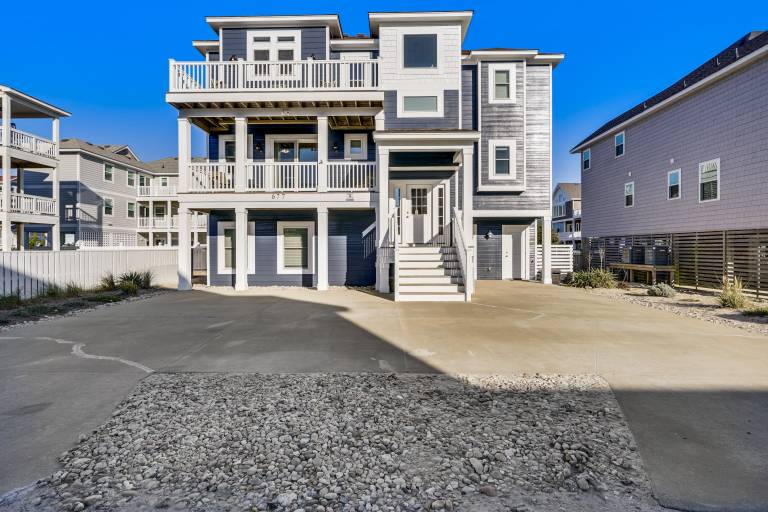 Approx 500 ft to beach access, Private pool, Elevator, Pets — photo 2