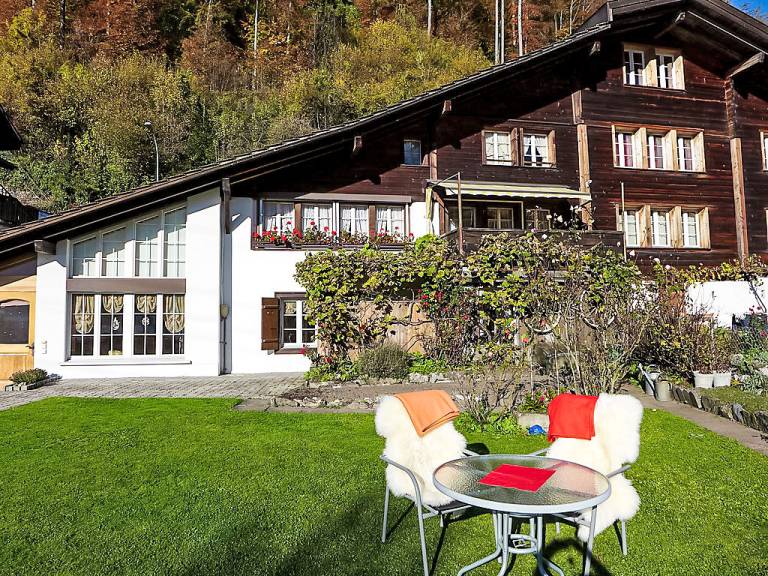 Ferienwohnung mit Hund in Haslital-Brienz, Schweiz für max. 2 Gäste Ferienwohnung mit Hund in Haslital-Brienz, Schweiz für max. 2 Gäste