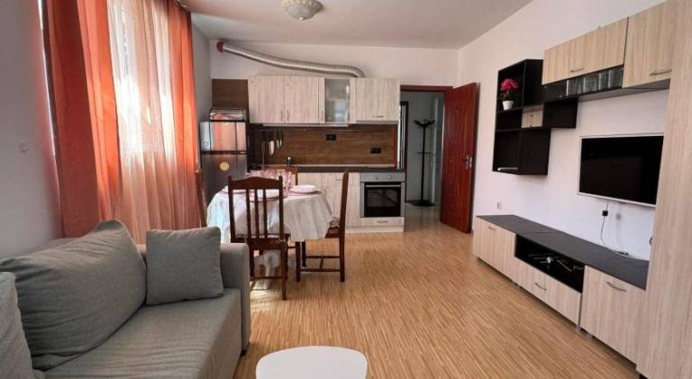 Nice holiday apartment with terrace | Next to the beach | Pets are welcome in Burgas