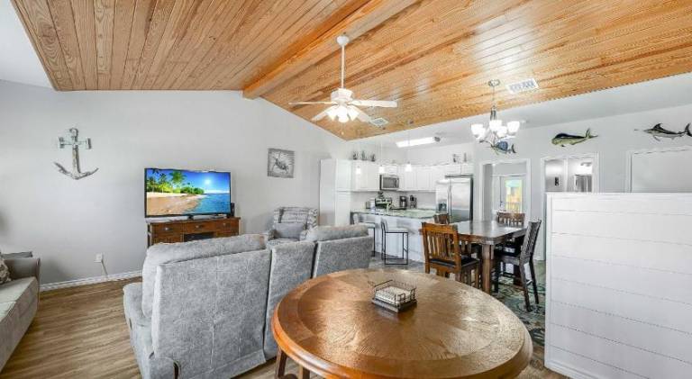 Wonderful holiday apartment with pool, terrace & BBQ | Next to the beach | Suitable for remote work | Pets are welcome — photo 4