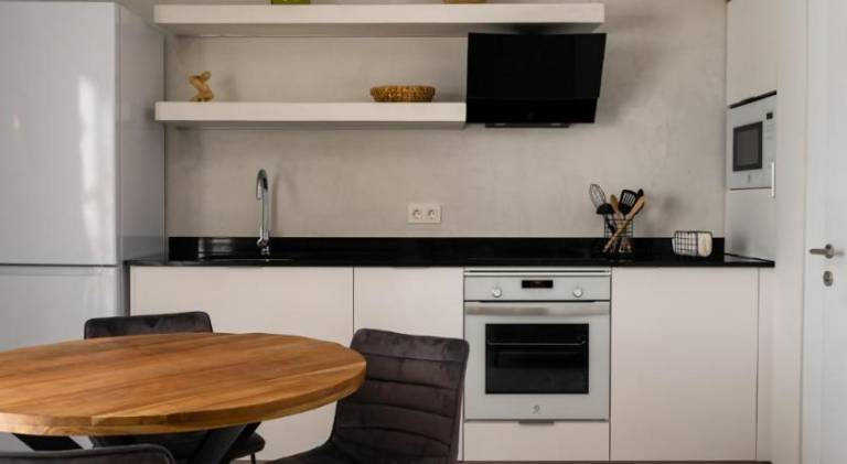 Rental apartment with terrace — photo 2