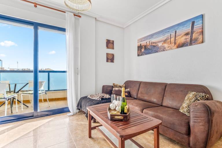 Apartment 'Mandarín Playamarina 2' with Shared Pool, Wi-Fi and Air Conditioning — photo 2