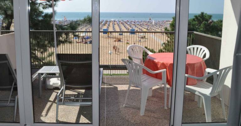 Charming apartment with yard | Next to the beach | Pets are welcome in Lignano Sabbiadoro