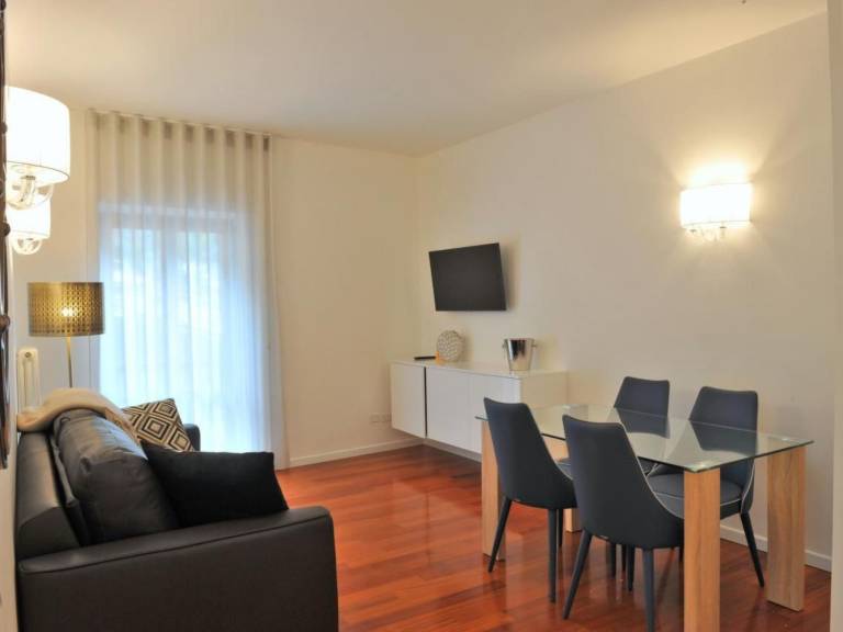 Charming rental apartment with terrace & yard | Mountain view | Next to the beach | Pet-friendly — photo 2